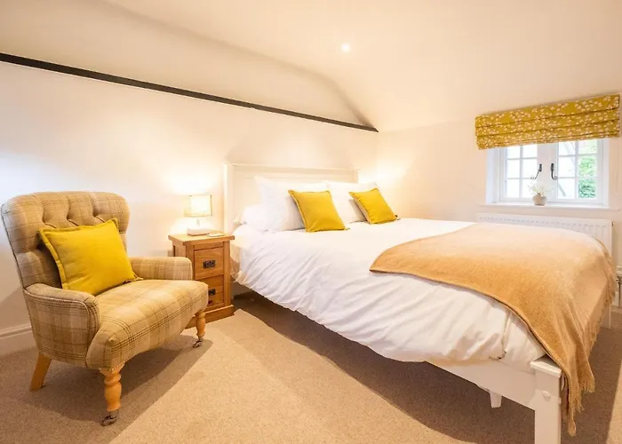 1 Chantry Cottage